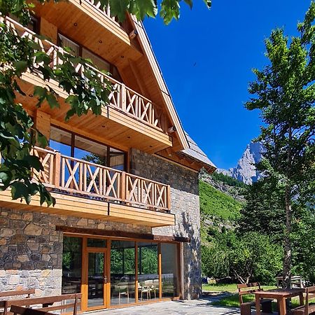 Neokulla Hotel - By Kol Gjoni Valbone Ngoại thất bức ảnh