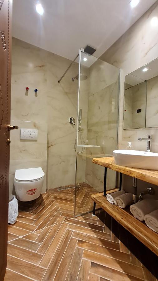 Neokulla Hotel - By Kol Gjoni Valbone Ngoại thất bức ảnh