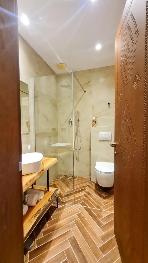Neokulla Hotel - By Kol Gjoni Valbone Ngoại thất bức ảnh